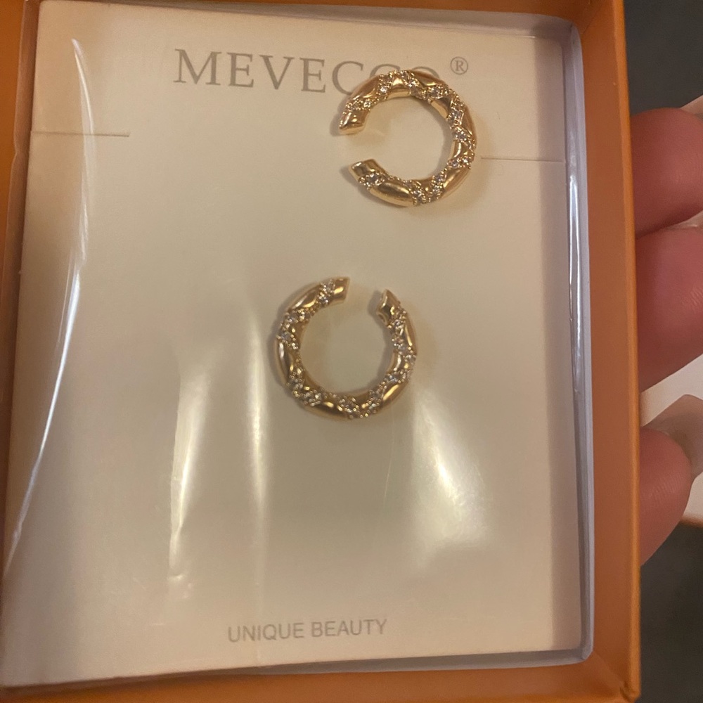 Gold earrings cuffs